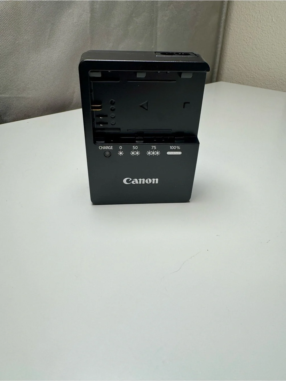 Canon Black Battery Charger LC-E6E